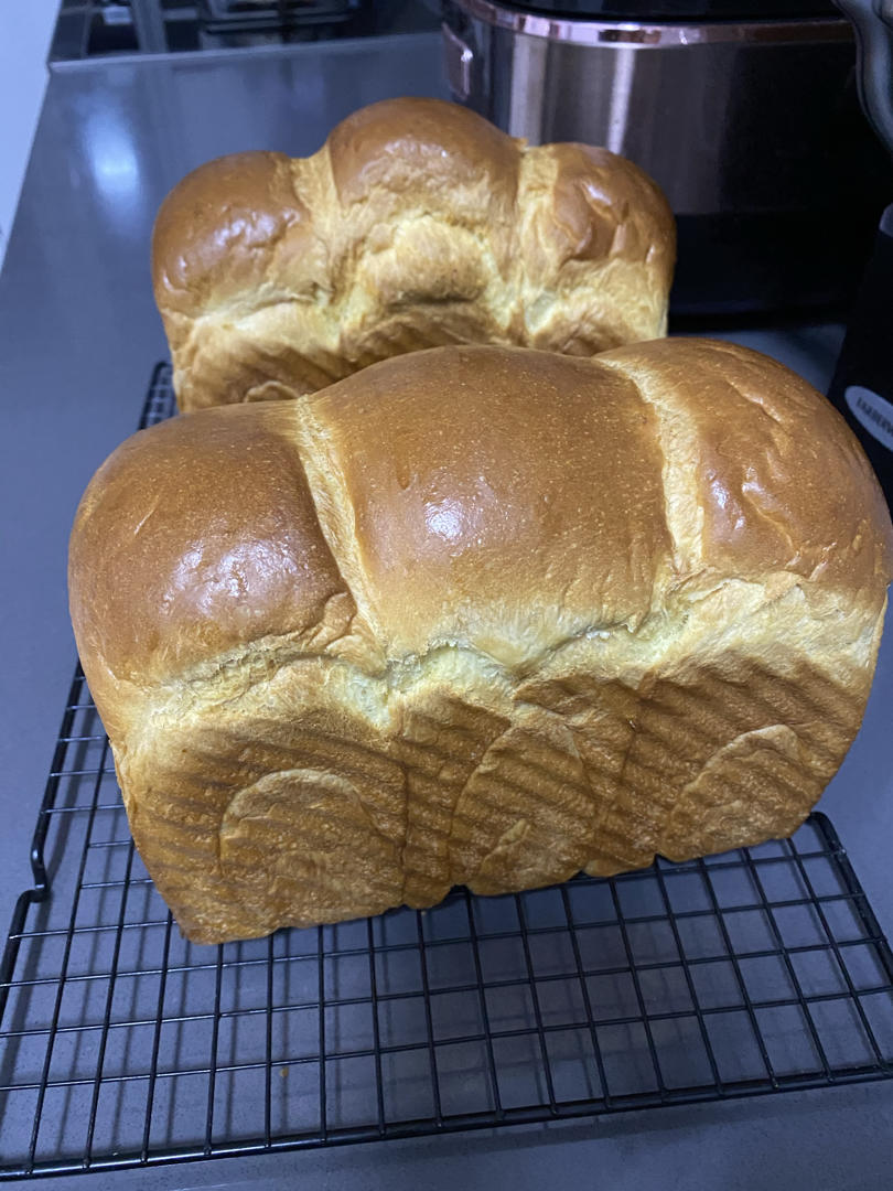 奶香纯粹的重料淡奶油吐司