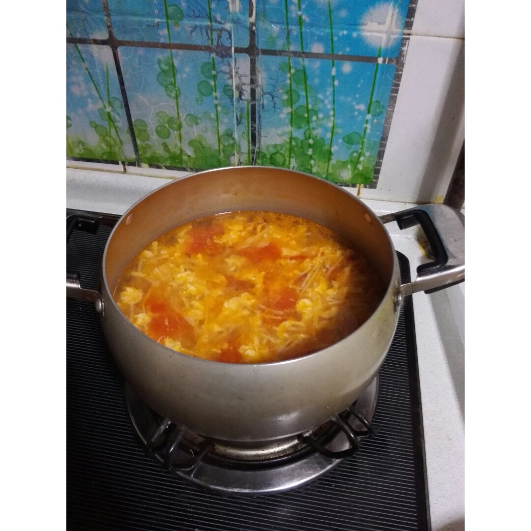 金针菇西红柿汤