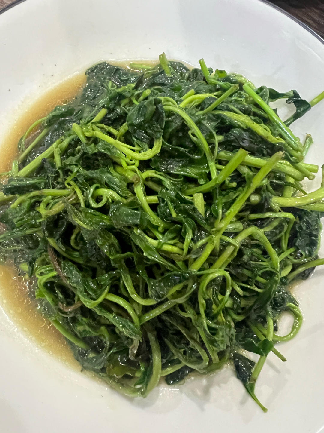 清炒枸杞头