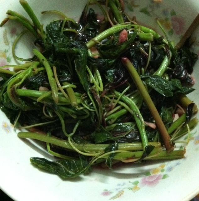 蒜炒红米苋