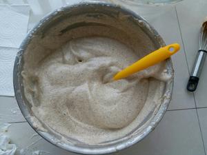 8寸无油无糖100%黑麦戚风蛋糕（附低筋黑麦粉制作方法）的做法 步骤30