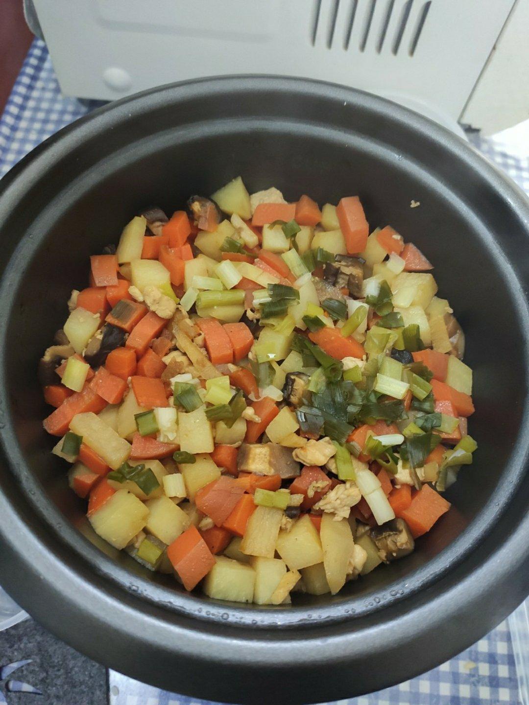 把陈乔恩吃哭的焖饭，我一口气连吃3碗，学会后再也不想吃外卖了