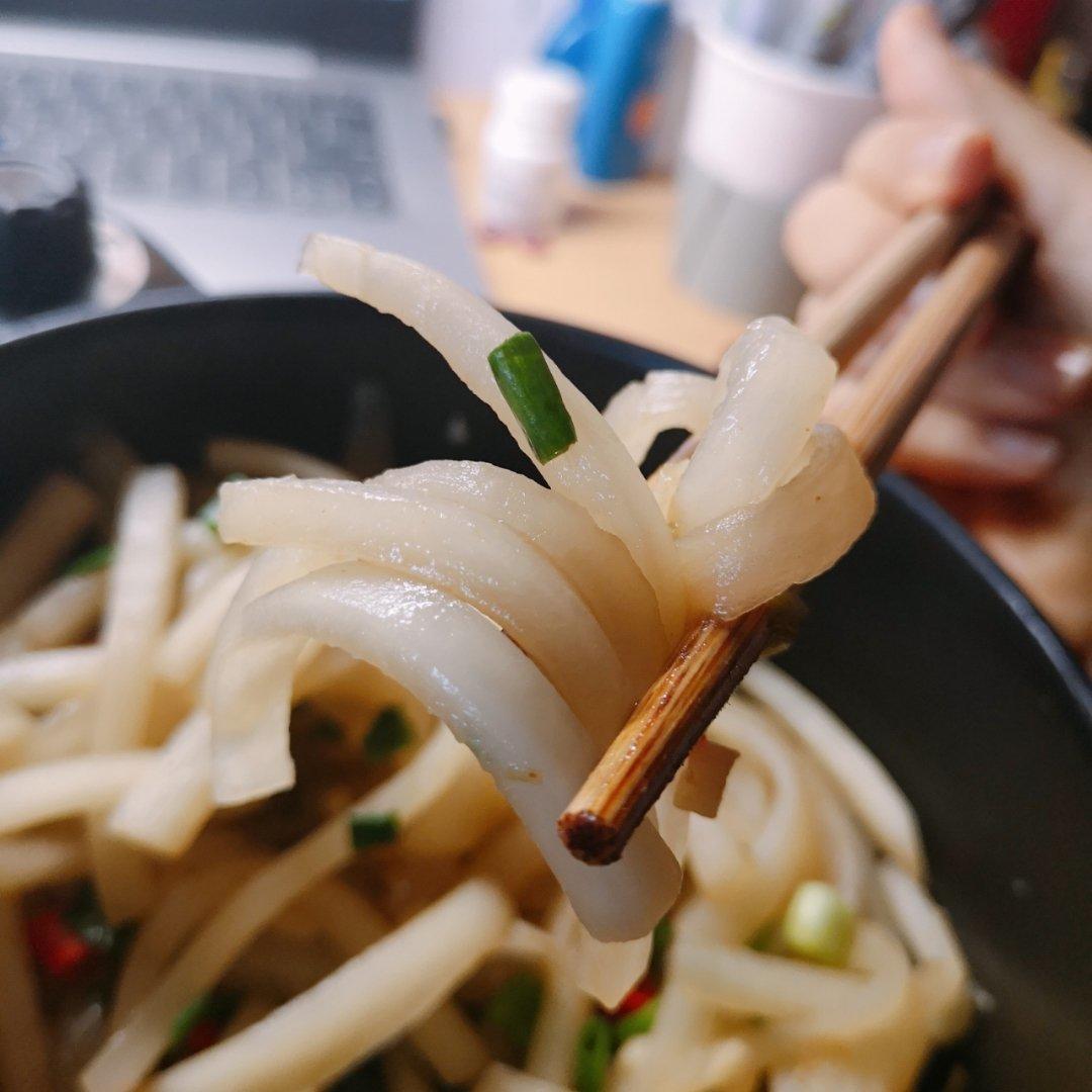 快手下饭菜：炝炒萝卜丝