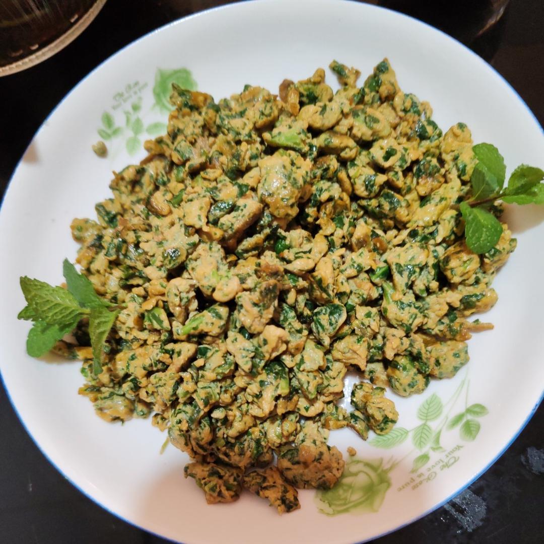 超级好吃的薄荷炒蛋