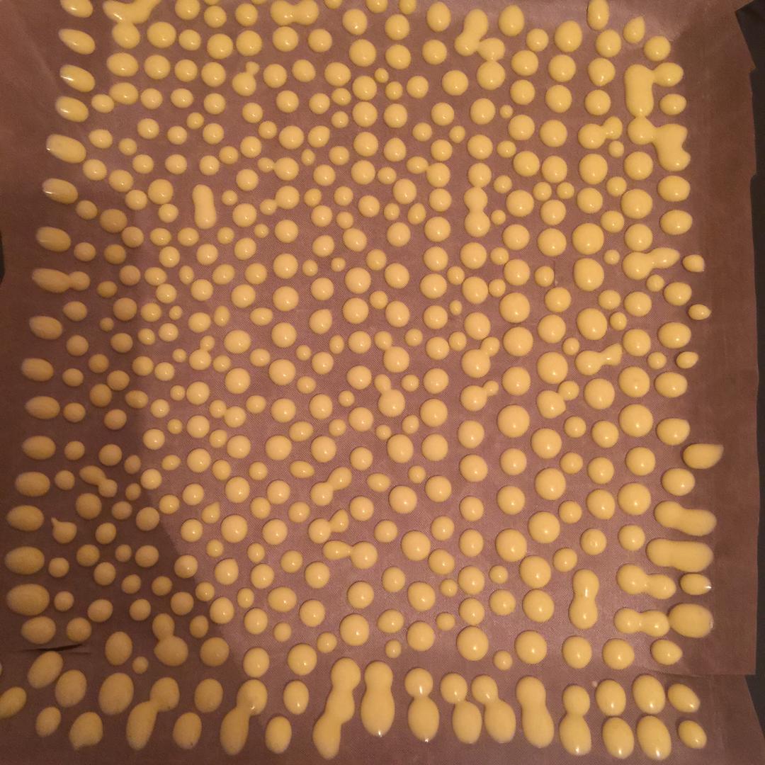 入口即化的无添加蛋黄溶豆