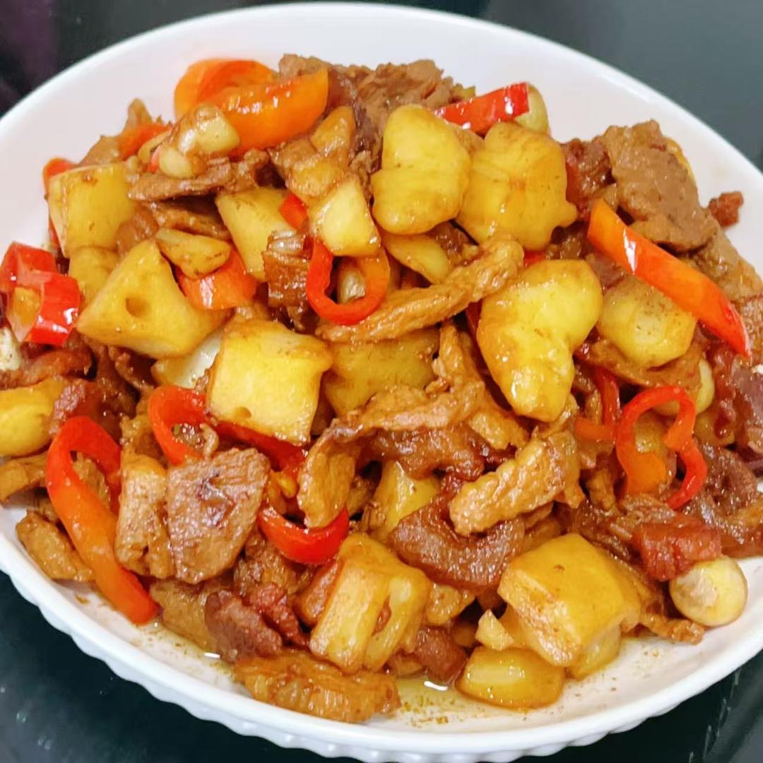 荷塘三宝小炒肉的做法 步骤12