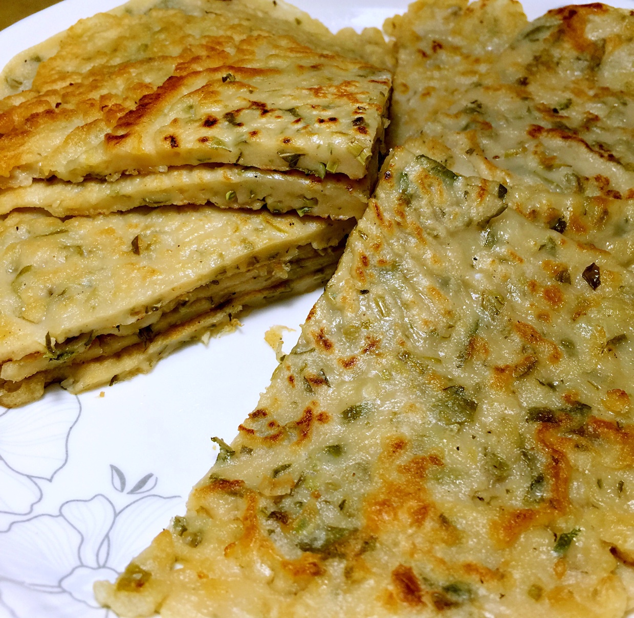 香椿鸡蛋煎饼
