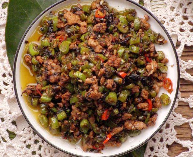 榄菜肉末四季豆的做法