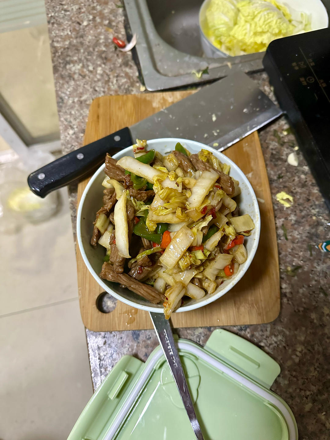 下饭神器又来了，试试这道白菜梗炒牛肉！！