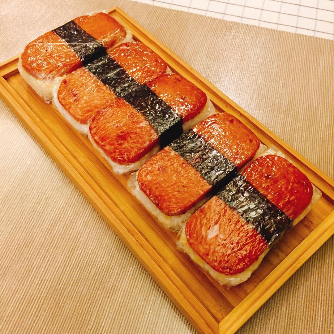 Spam Sushi Masubi 午餐肉甜蛋寿司 by あっ、 妄想グルメだ!