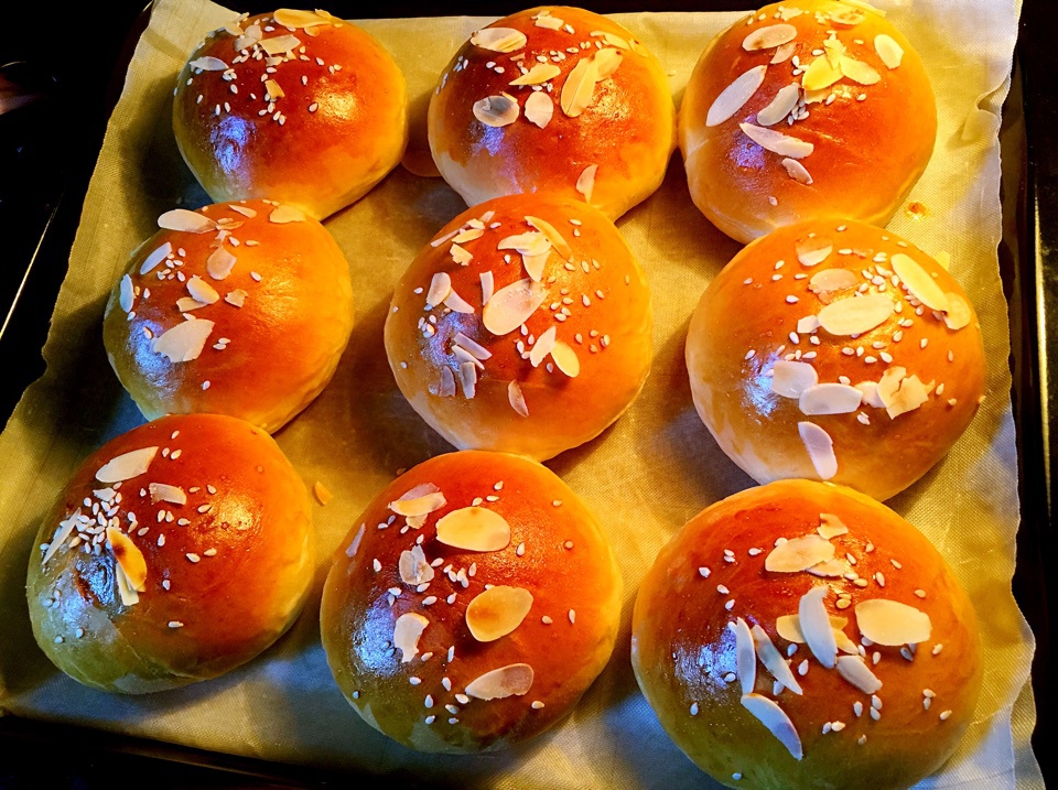 牛奶红豆小餐包
