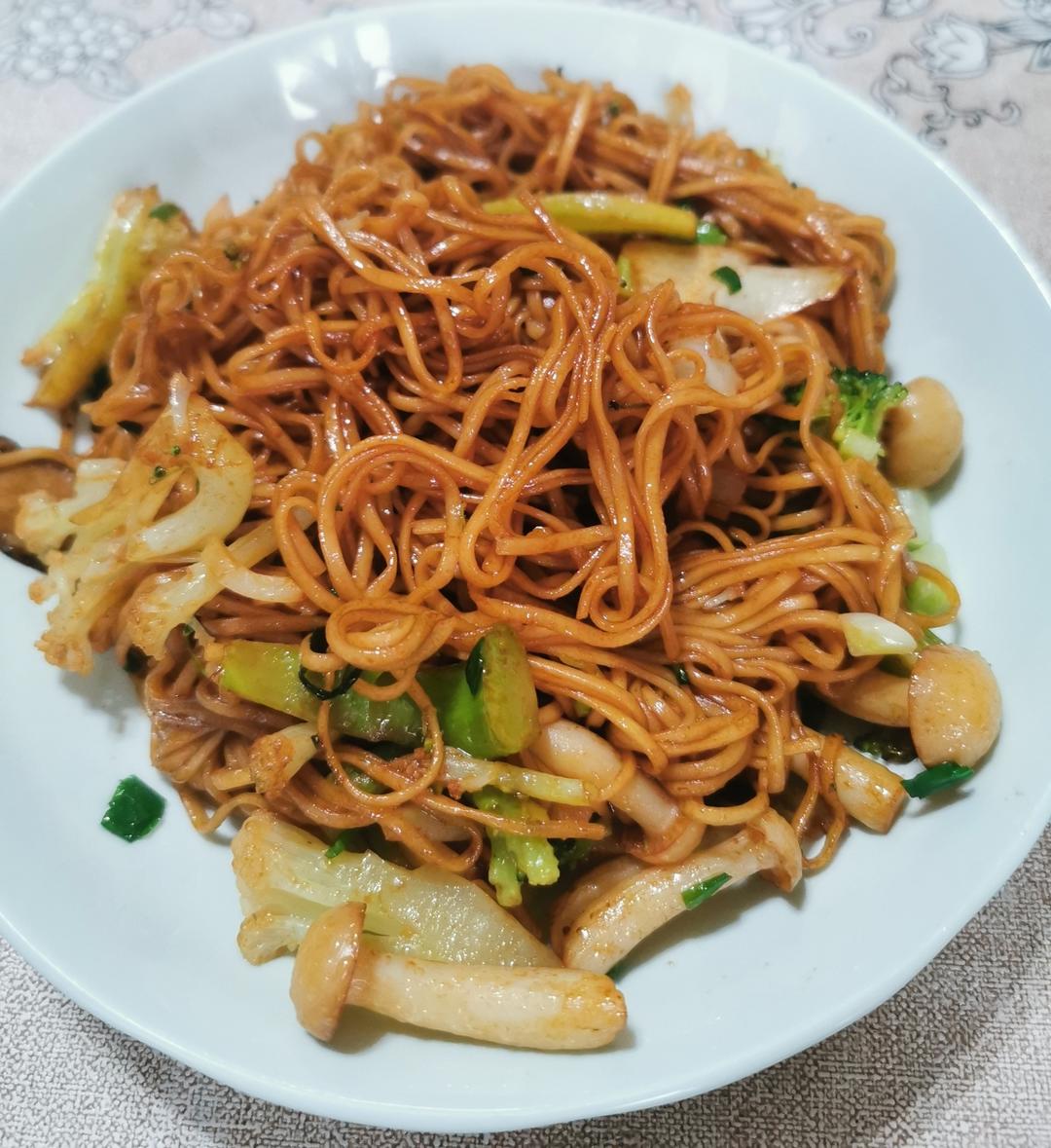 四款快手炒面‼️一种㊙️酱汁搞定