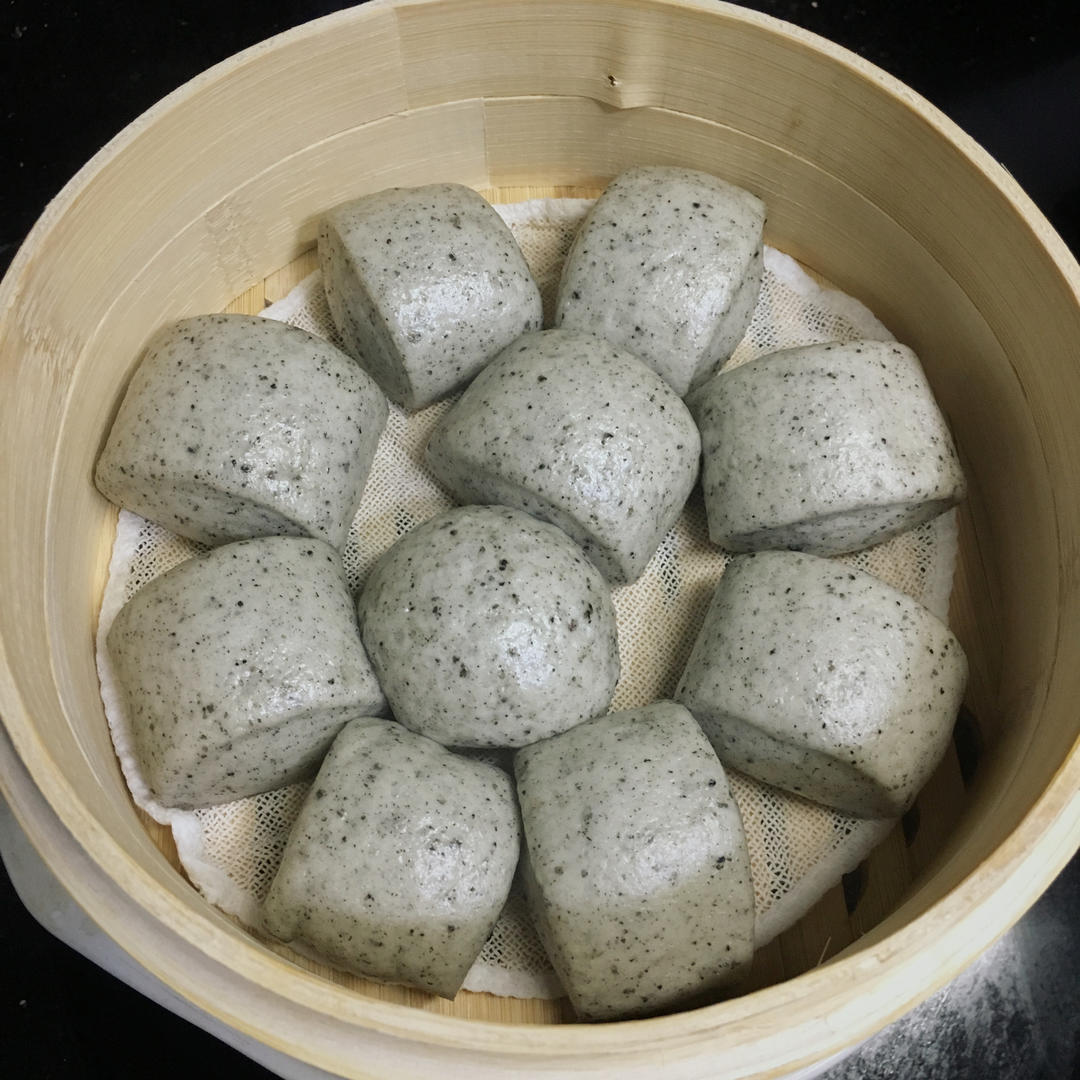 奶香黑芝麻刀切馒头