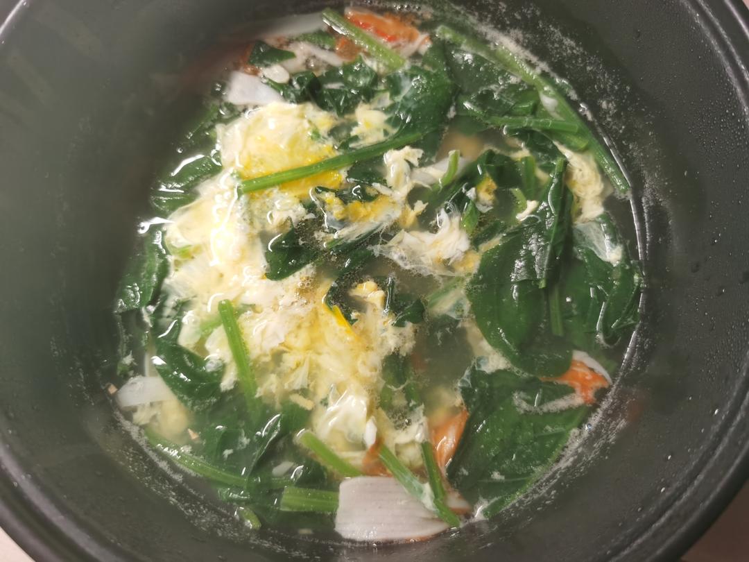 菠菜鸡蛋汤