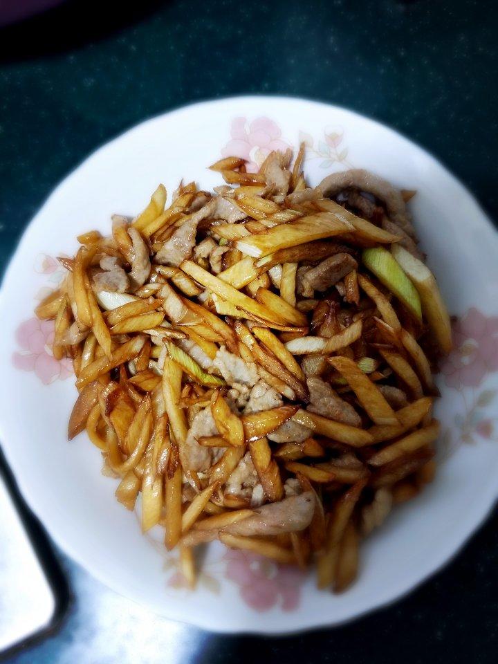 家常菜－茭白炒肉丝