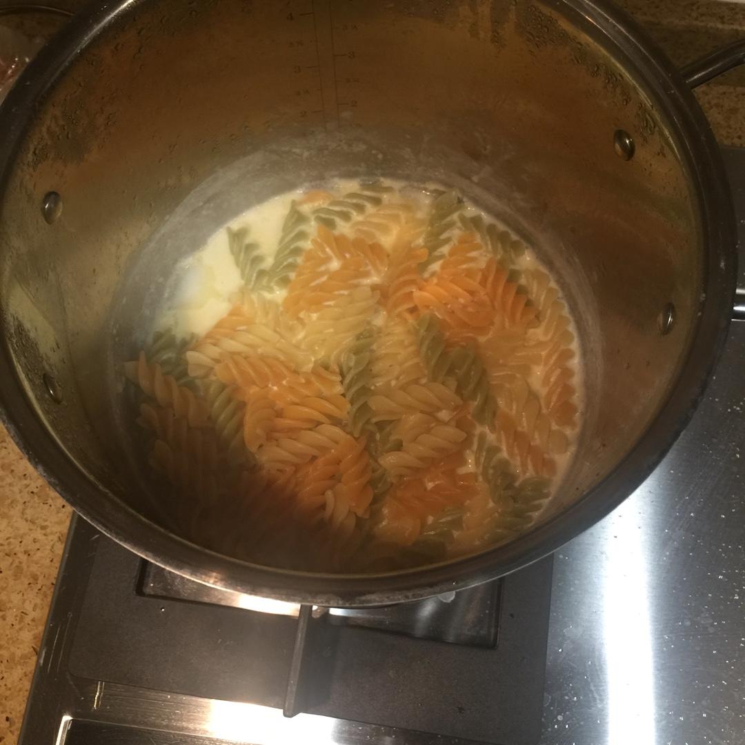 意大利芝士通心粉