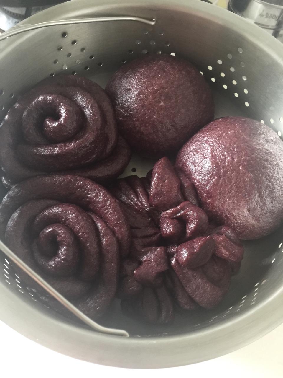 黑米馒头