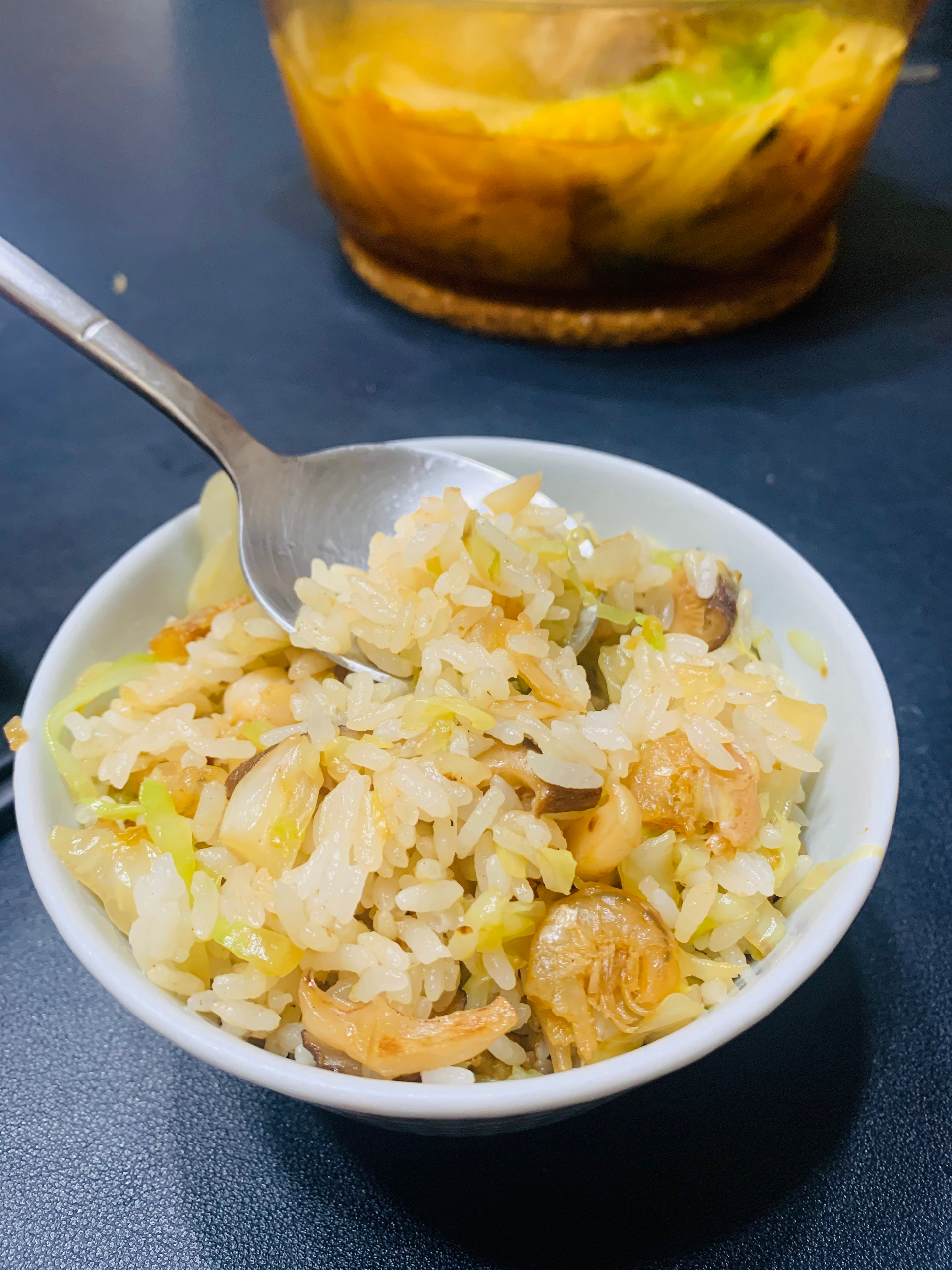 潮汕包菜焖米饭的做法