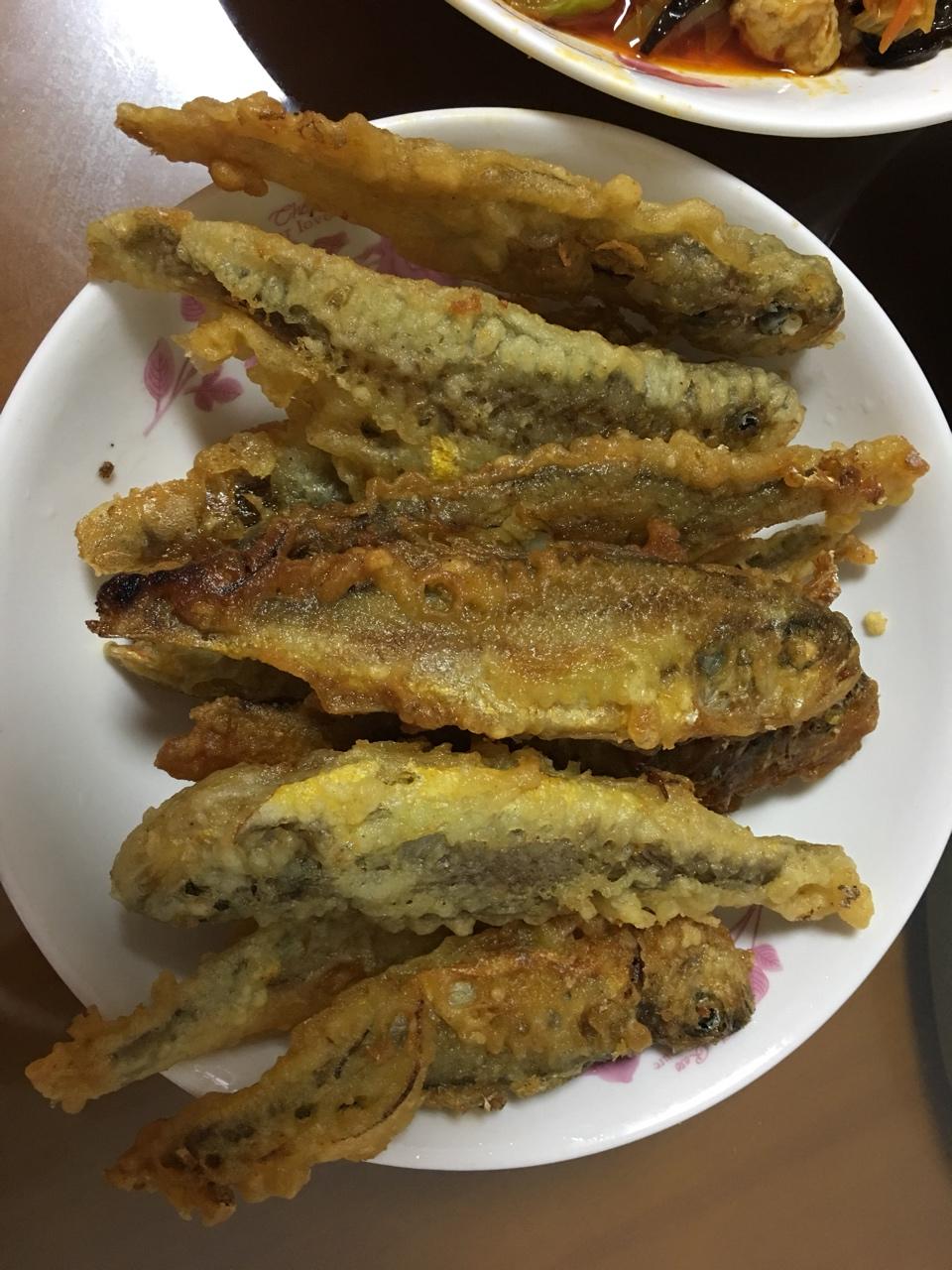 酥炸小黄花鱼