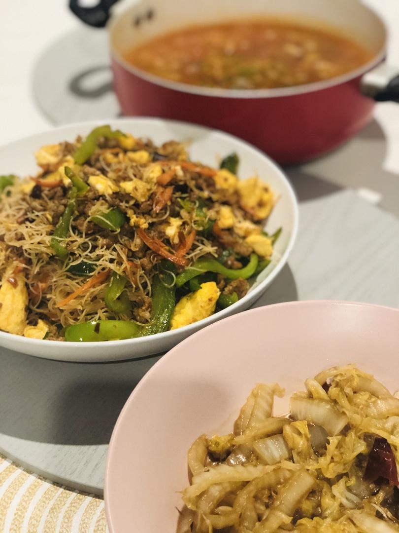 快手菜肉沫炒米粉