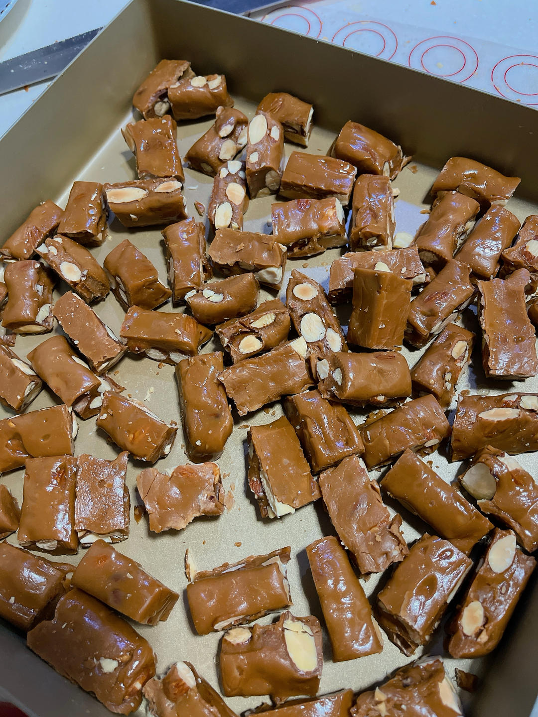 海盐杏仁太妃糖