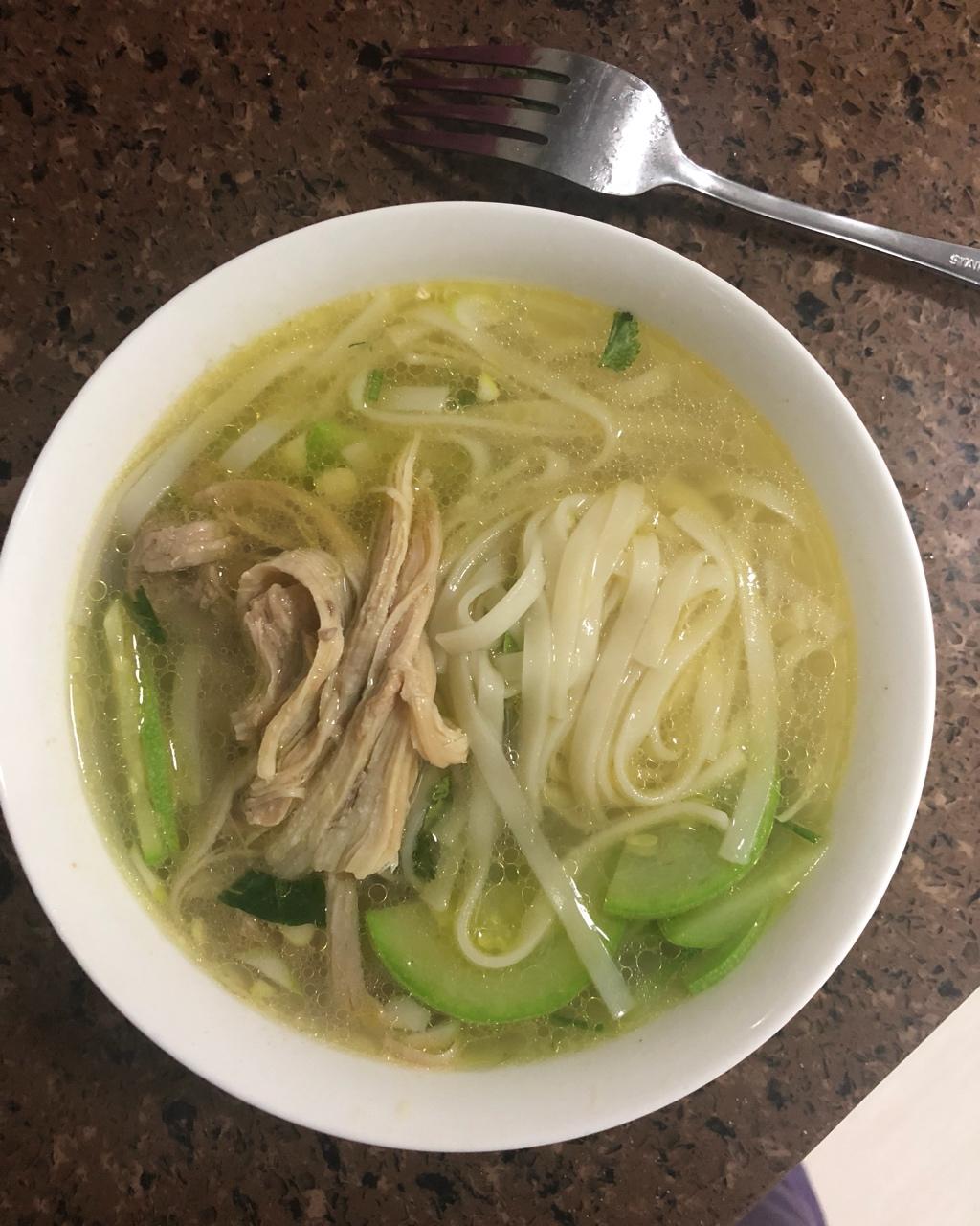 超美味快手鸡丝汤面