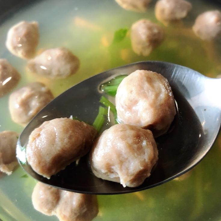 生菜牛肉丸汤