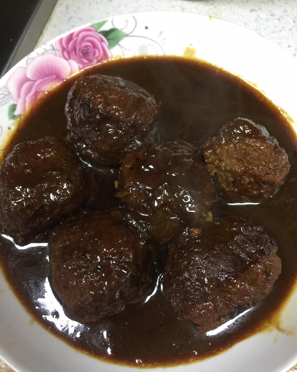 四喜丸子（家常红烧狮子头）
