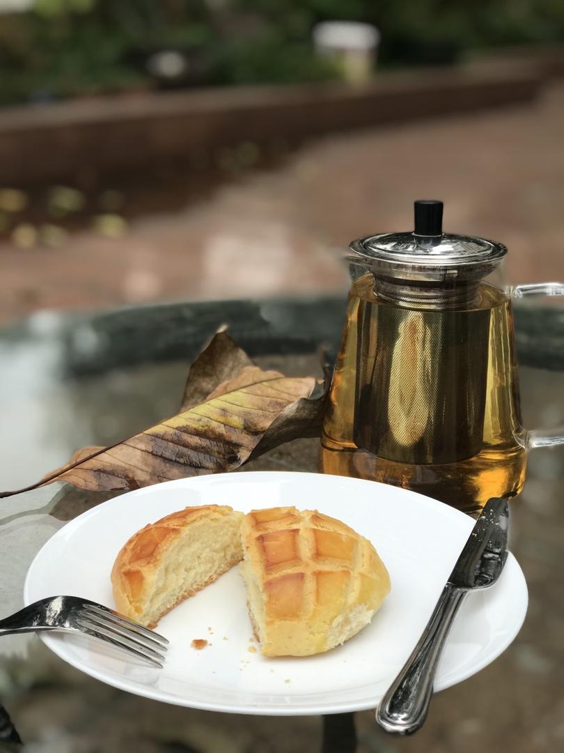 好吃到炸裂的港式菠萝包（附带制作酥皮的小视频）