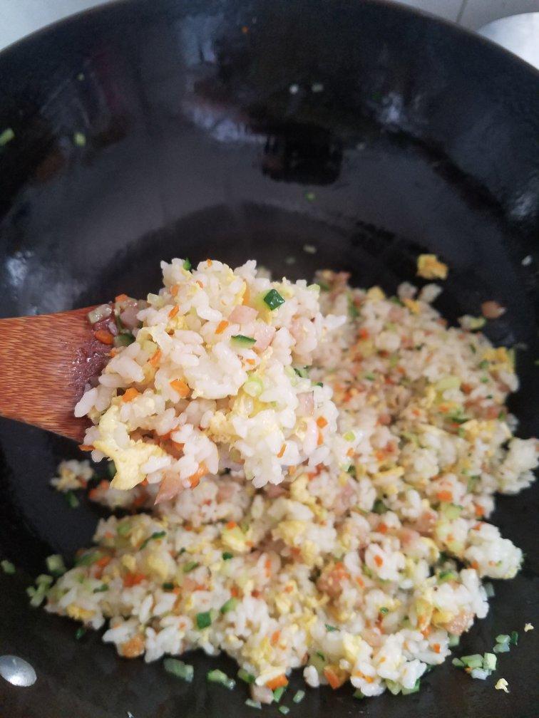 橄榄油什锦炒饭