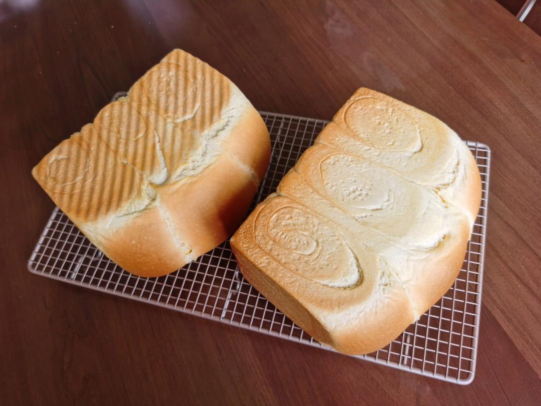 升级版奶香手撕吐司