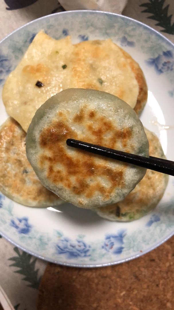 韭菜鸡蛋馅饼