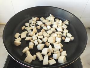 黑椒牛肉杏鲍菇的做法 步骤2