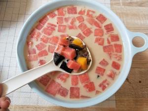 自制芋圆 😋芋圆烧仙草西米红豆水果捞，夏天与甜品绝配的做法 步骤17