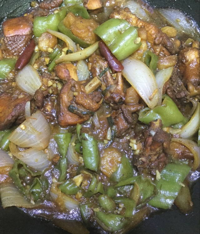 新疆沙湾大盘鸡