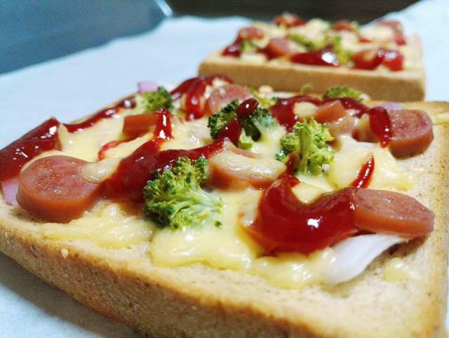 吐司培根小批萨