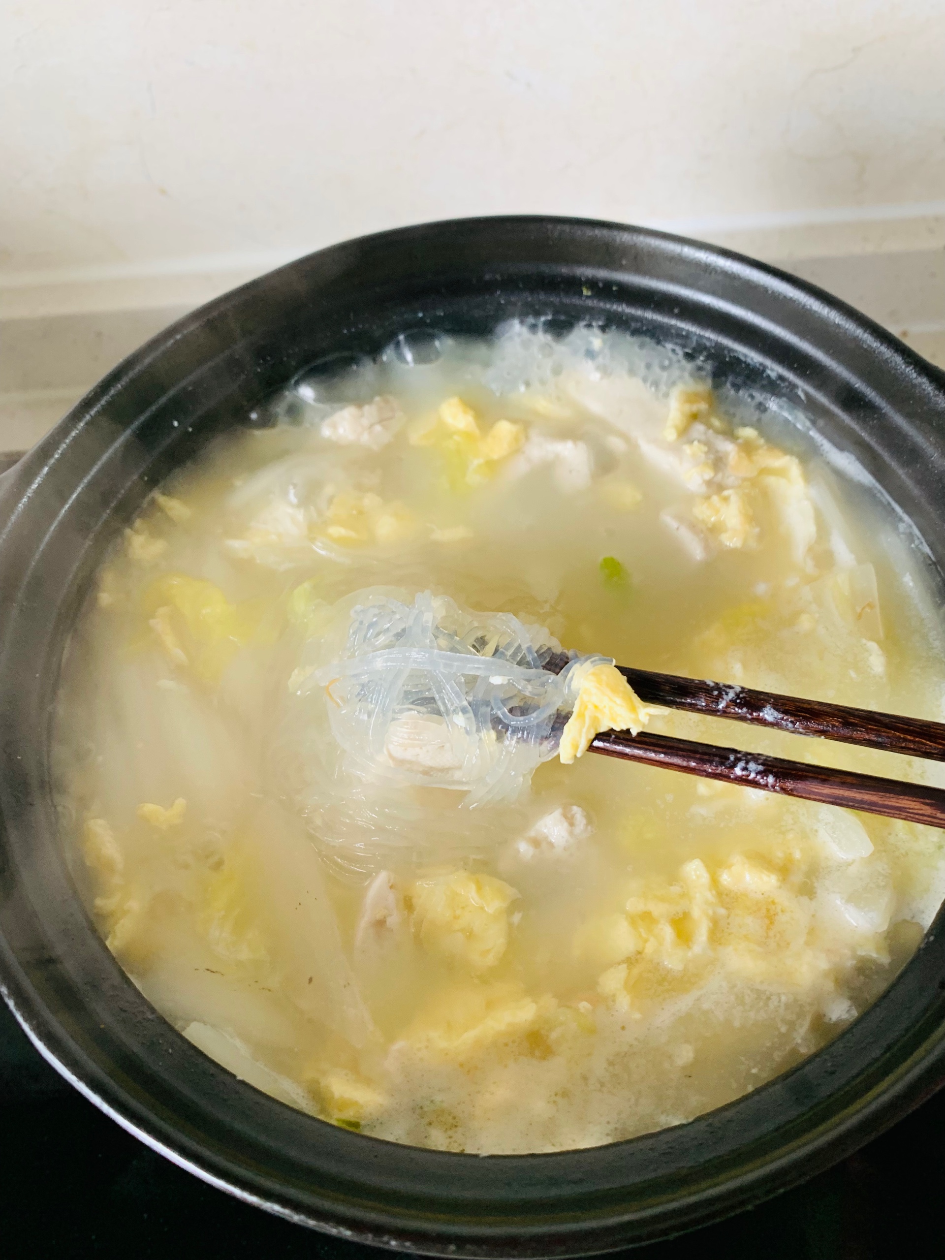 （快手版减脂汤）白菜豆腐粉丝汤的做法 步骤6