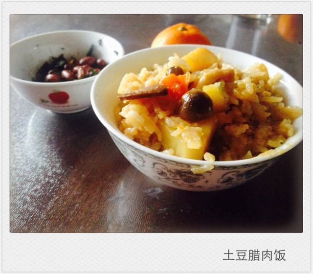 土豆焖饭（电饭锅版）