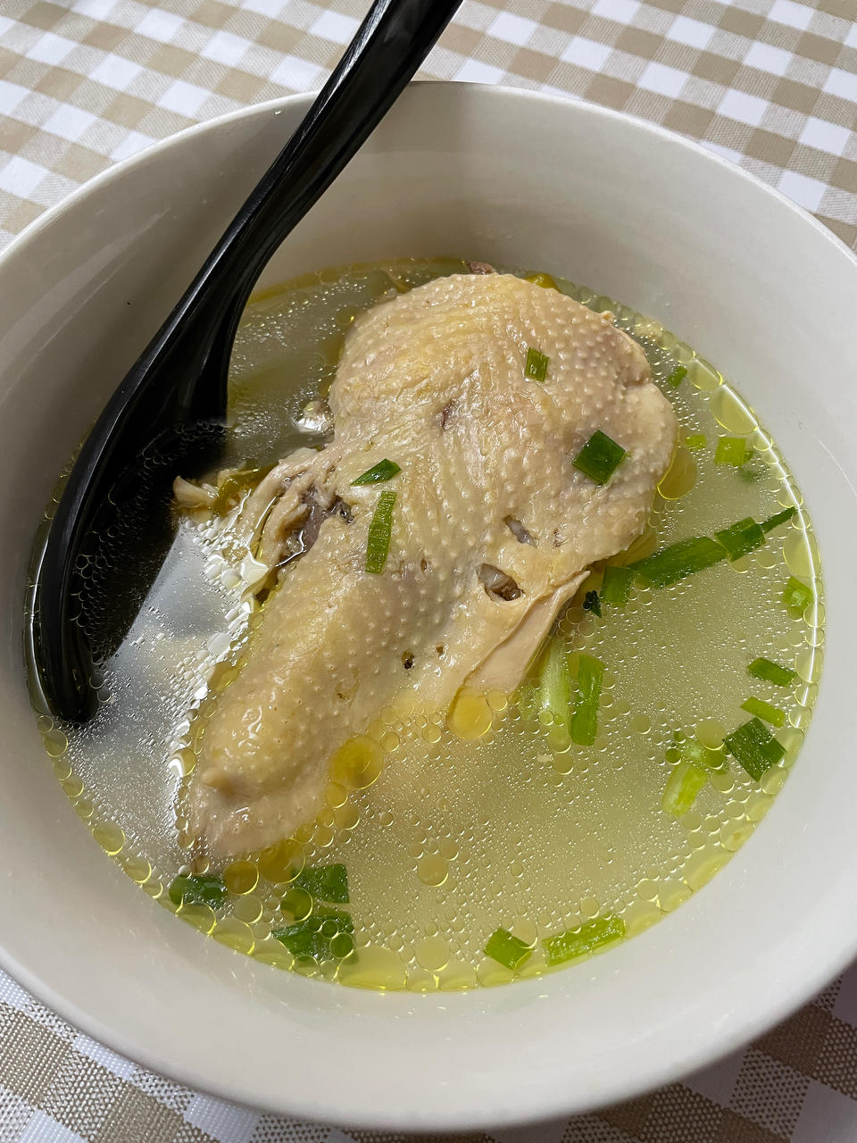 鲜美无敌：清炖鸡汤🐔