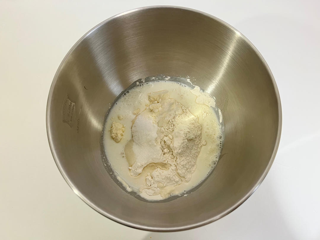 纯奶手撕吐司的做法 步骤1