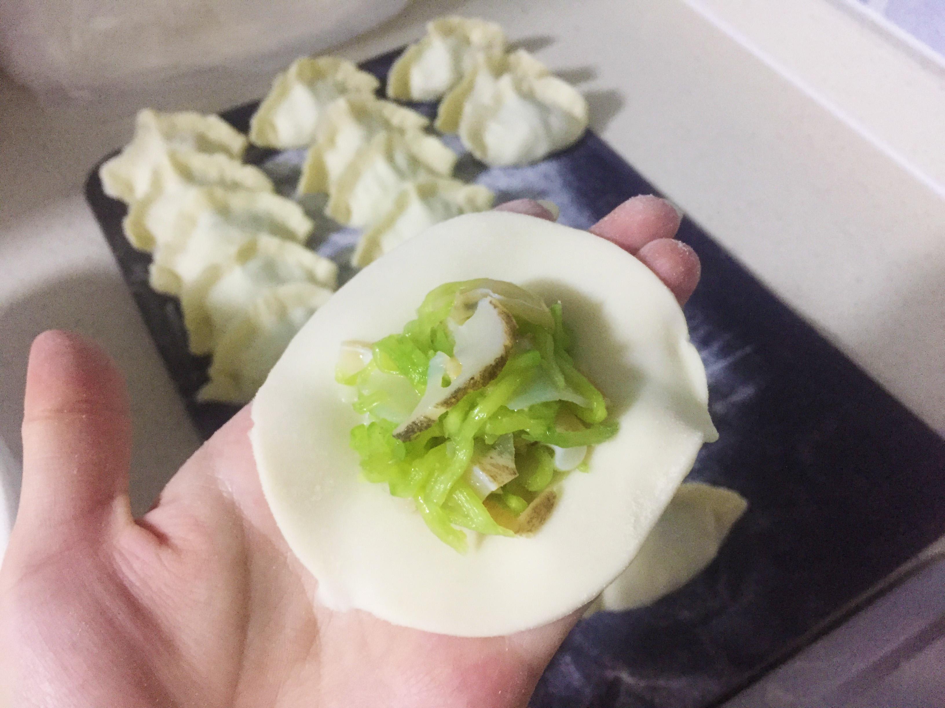 黄瓜海螺馅饺子的做法 步骤4