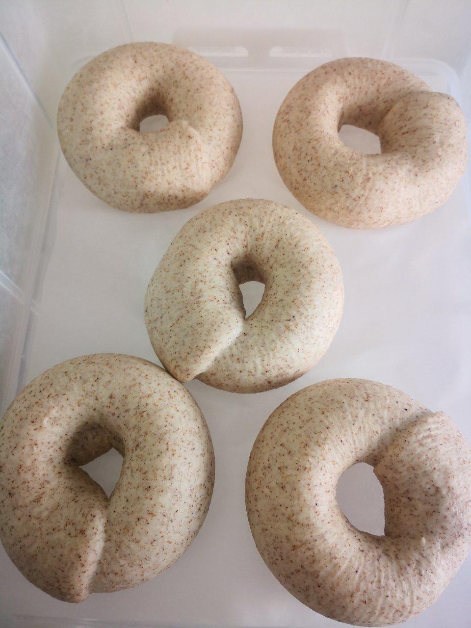 （无油）全麦黑麦贝果bagel~咬劲十足，越嚼越香