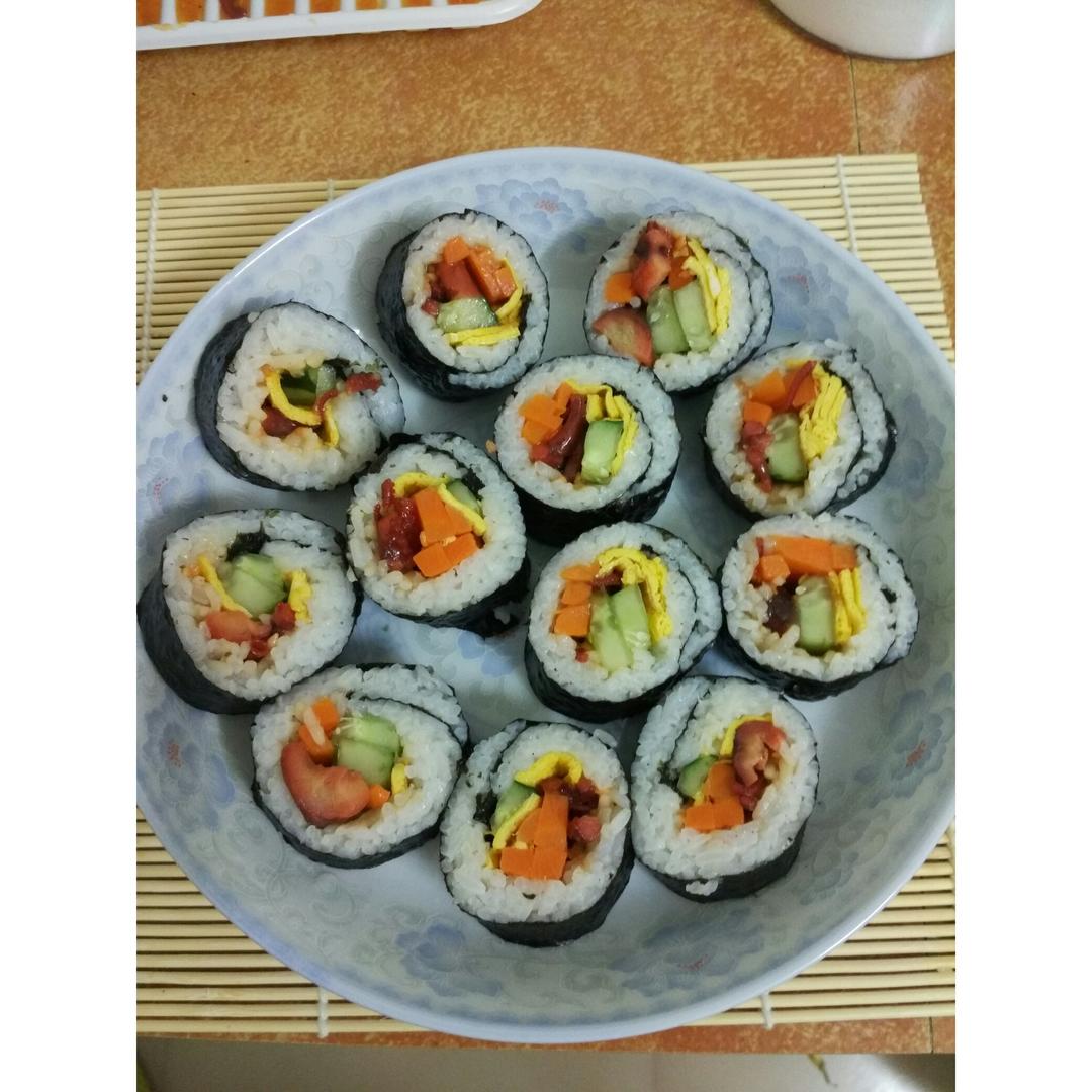 紫菜卷寿司