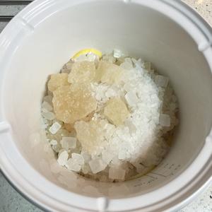 冰糖炖柠檬的做法 步骤5