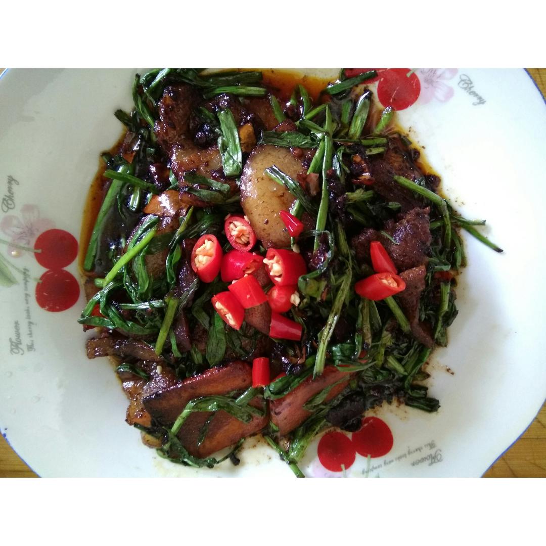 老丁的私房菜-蒜苗回锅肉