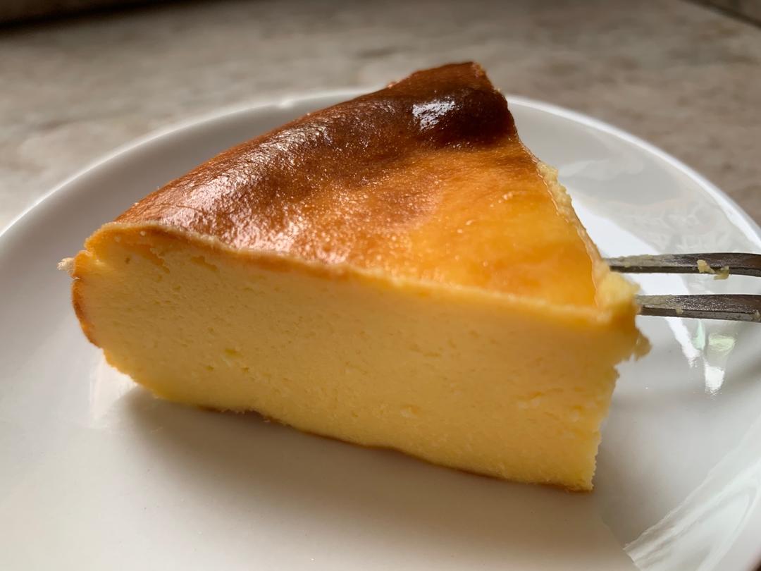 巴斯克式芝士蛋糕