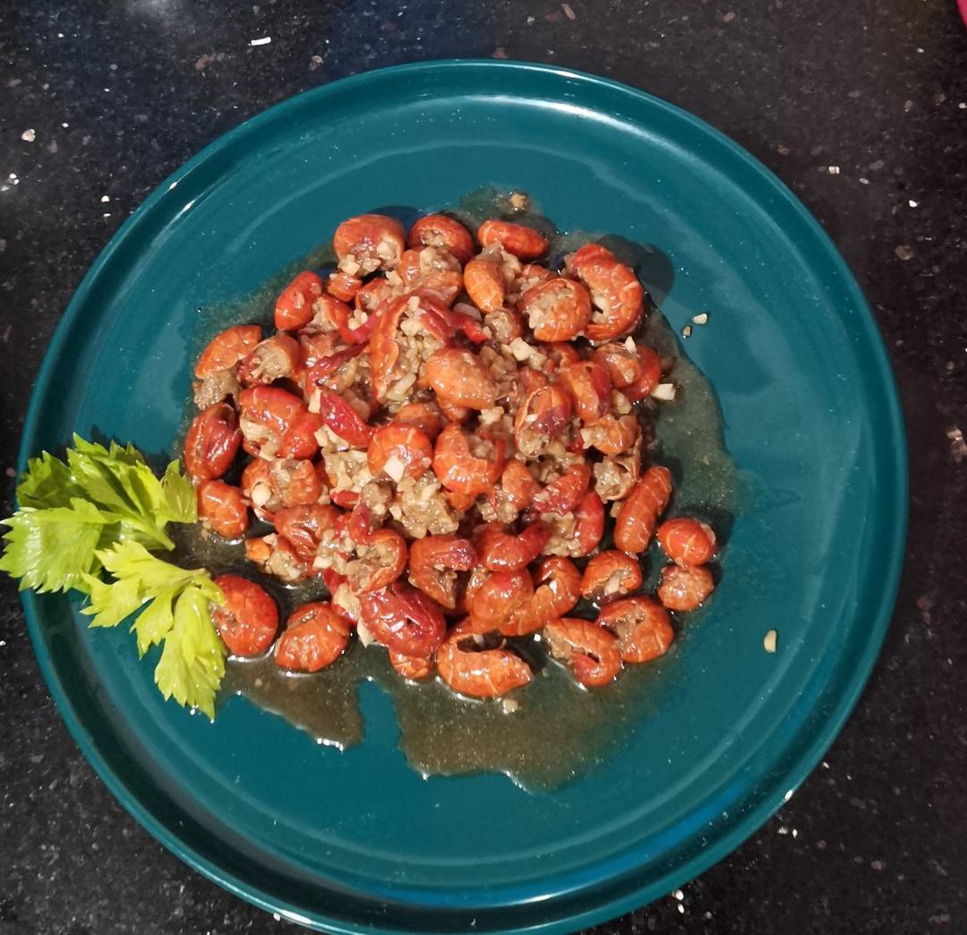 蒜蓉龙虾尾，不吃辣的小伙伴别错过