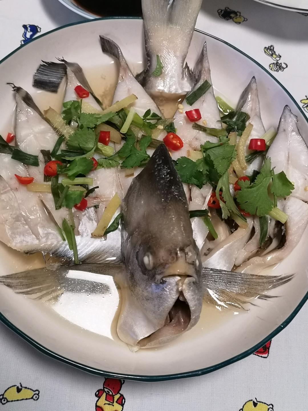 孔雀开屏清蒸金昌鱼