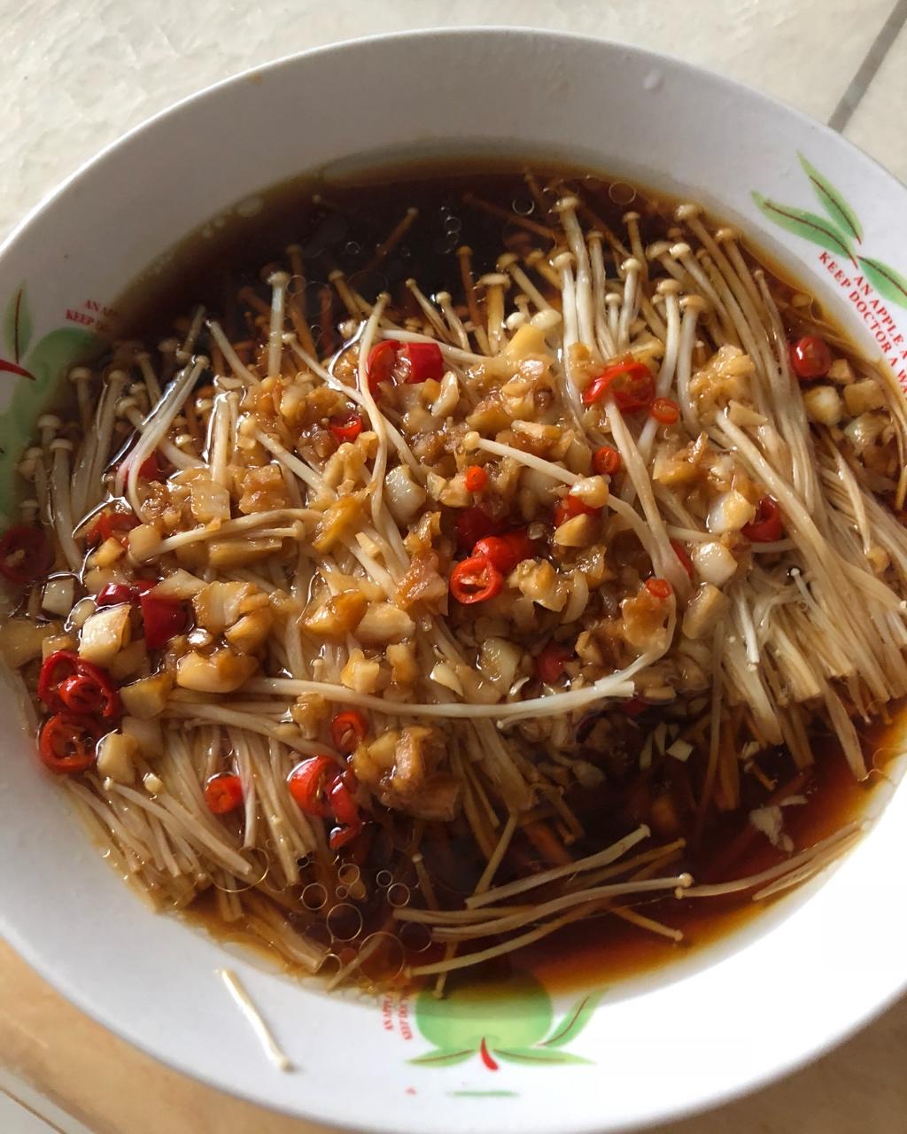 蒜蓉蒸金针菇