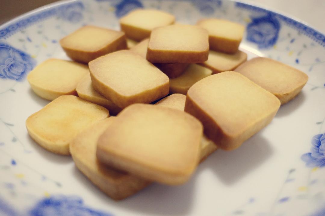极简风炼奶小饼干